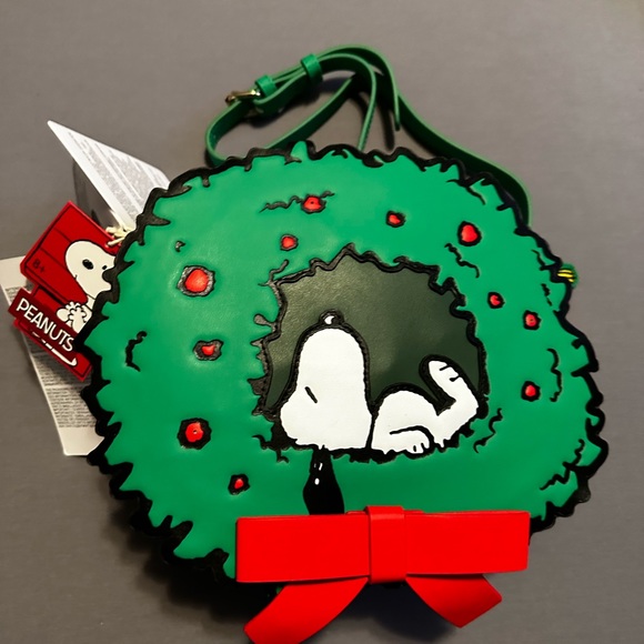 Loungefly peanuts snoopy wreath crossbody - Picture 6 of 6